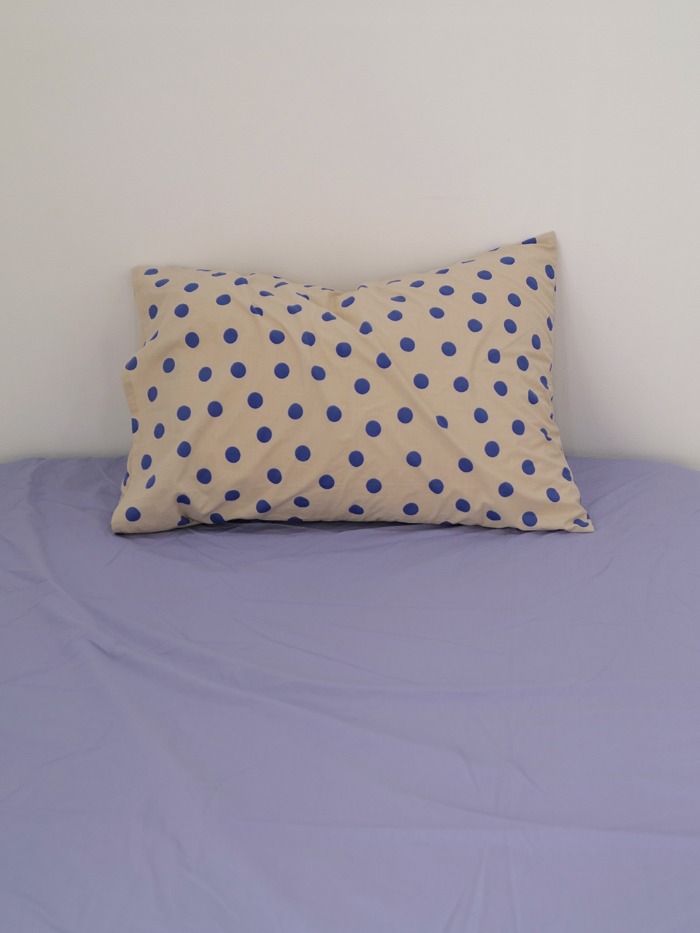 Violet mattress cover