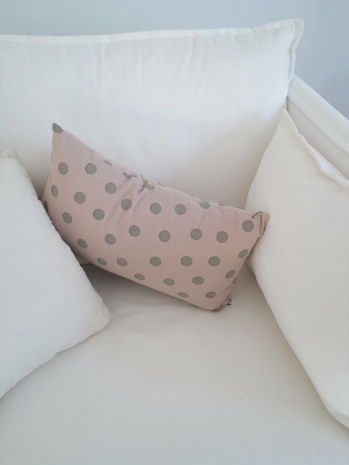 Pink dot cushion cover