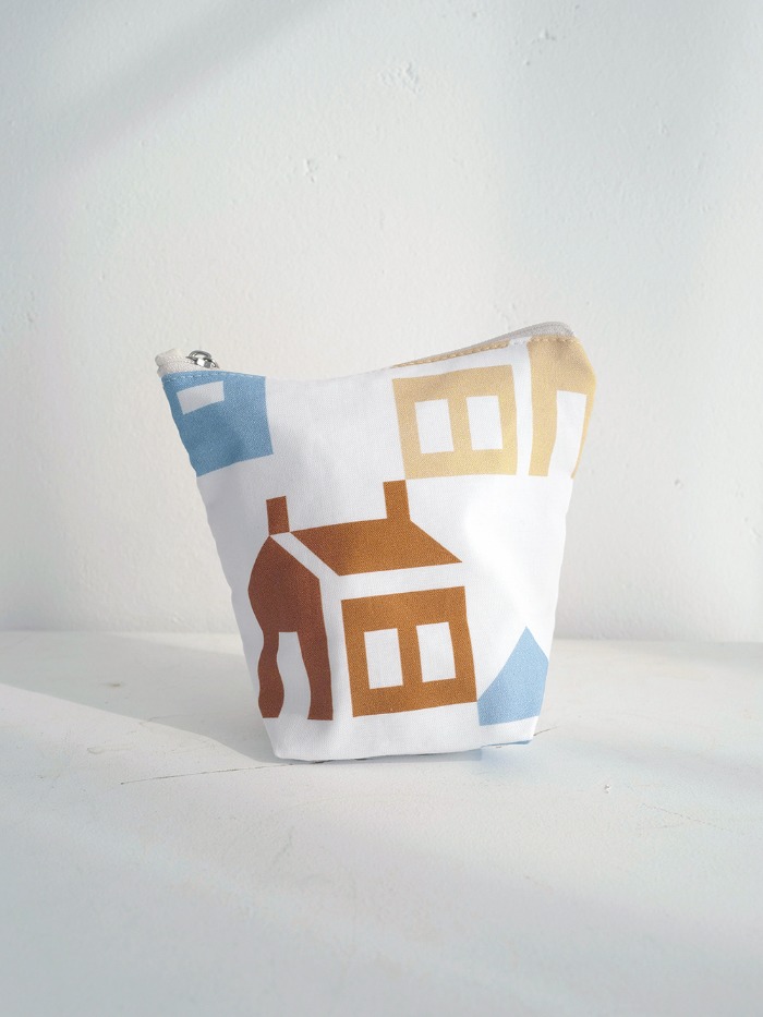 House pouch